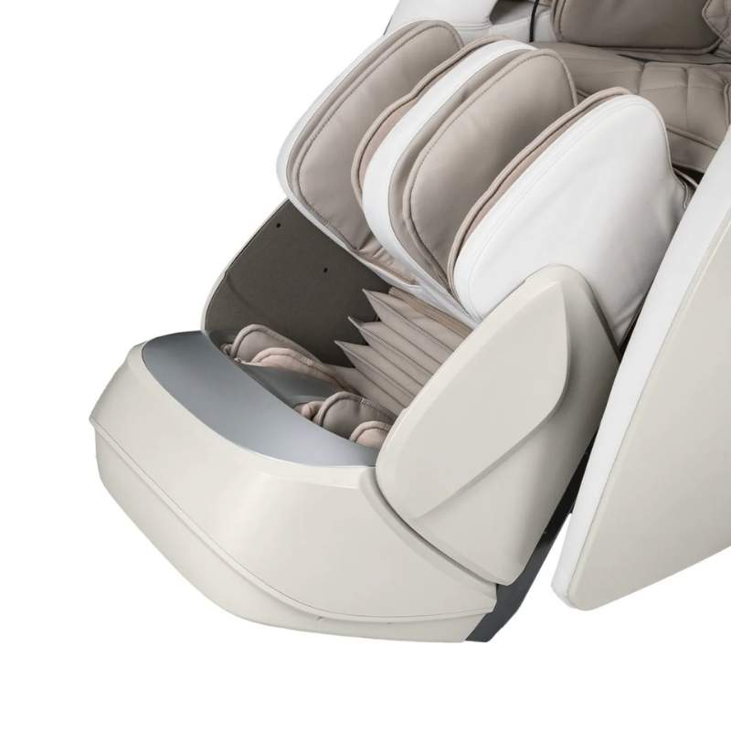 Osaki OS-Pro 4D+3D DuoMax - Electric Chair Massager - Leg rest close up view